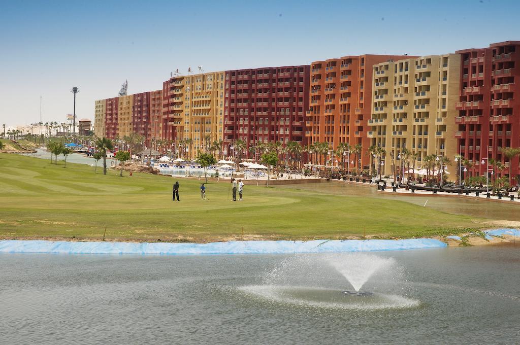 Porto Golf Marina Apartments Powered By Amer-Group 阿莱曼 外观 照片